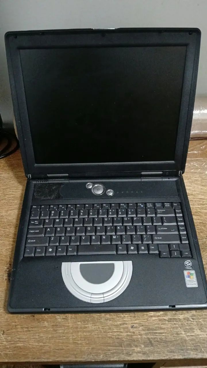 Notebook Antigo ( Com defeito ) - Foto 4