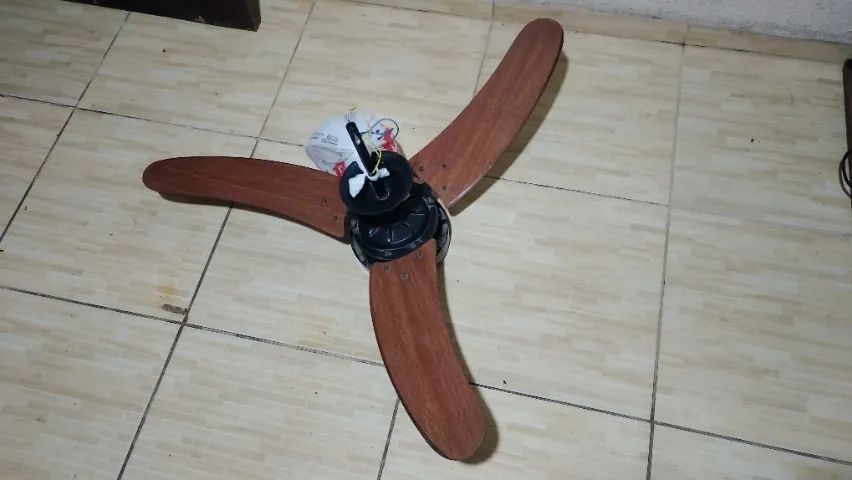 Ventilador de teto 