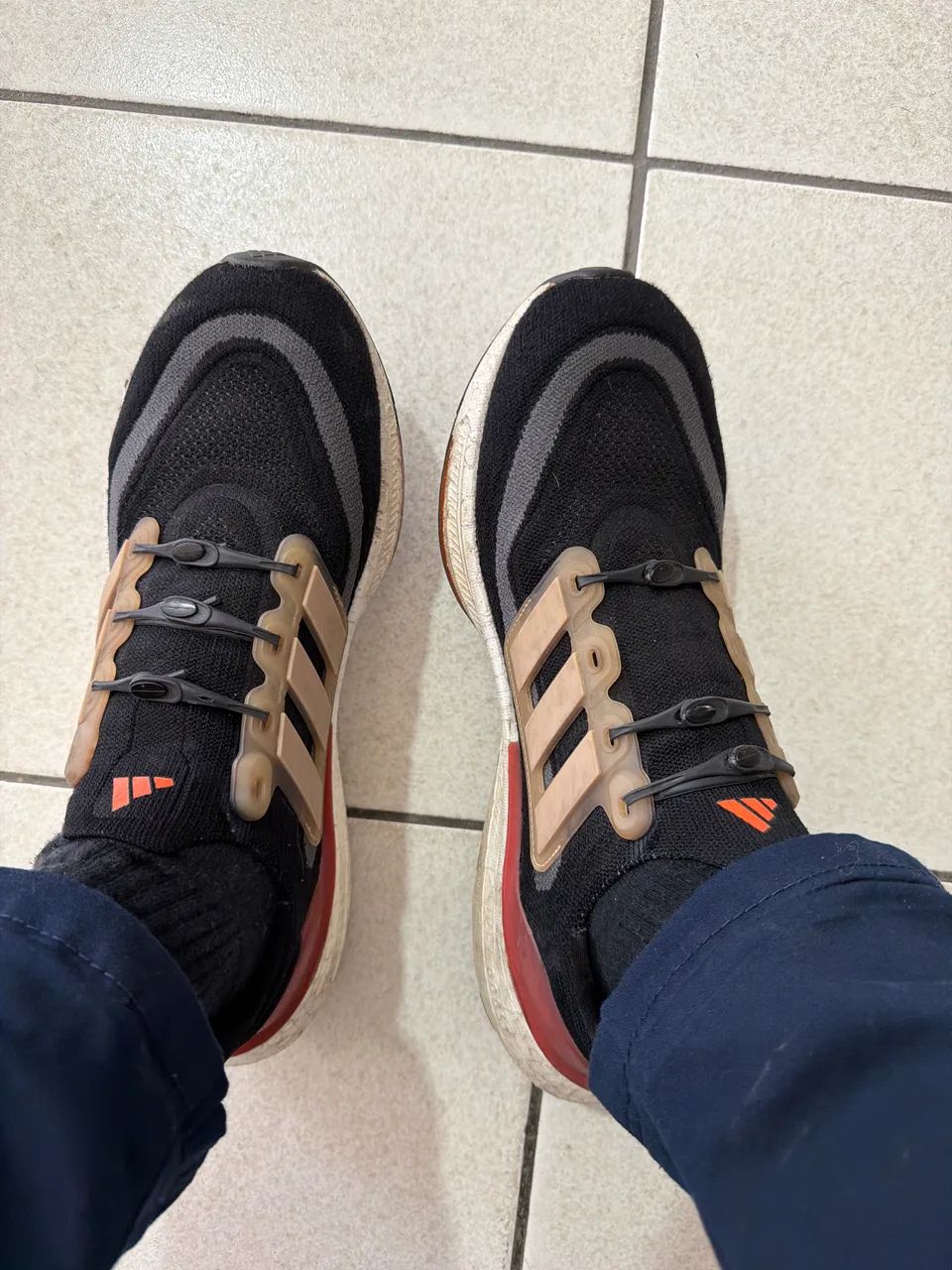 Tênis adidas
