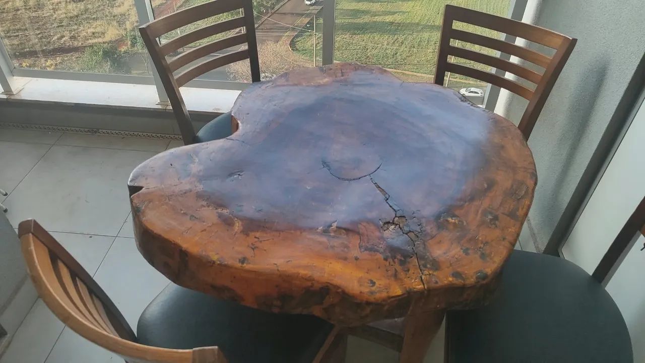 Mesa rústica - tronco de árvore com cadeiras - Foto 3