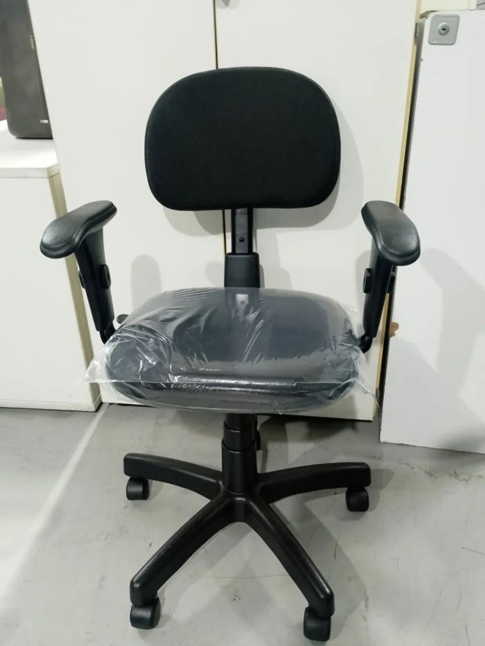 Cadeiras de Escritório   NR17  Com back sistem  - Foto 5