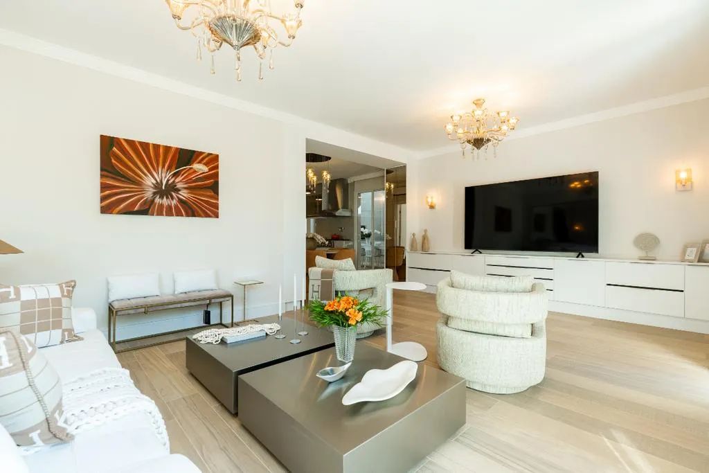 Casa à venda na Zona 02 em Maringá