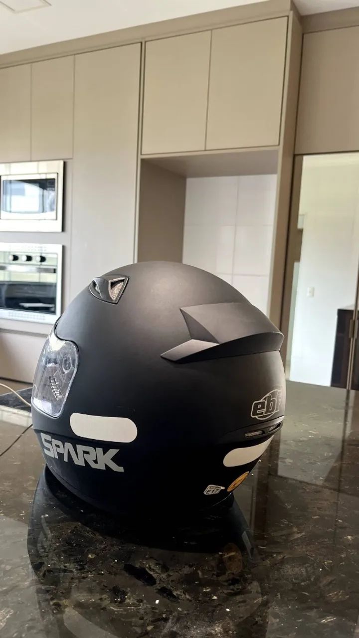 Ebf, Capacete Esportivo Ebf New Spark Solid Preto Fosco Moto Masculino e Feminino - Foto 4
