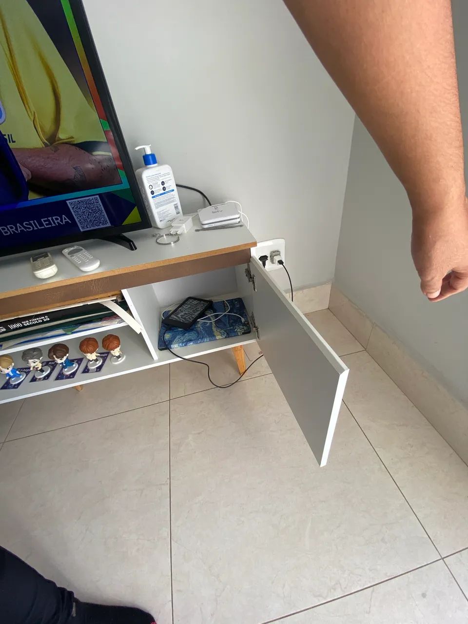 Rack em MDF para TV - Foto 4