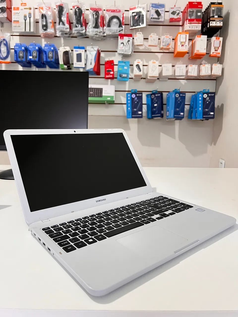 Notebook Samsung i3 l COM GARANTIA  - Foto 2