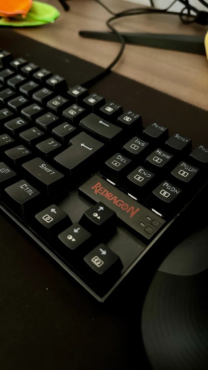 Teclado mecânico Redragon Kumara RGB switch azul abnt2 - Foto 2
