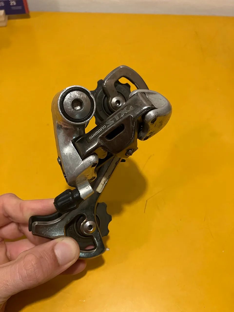 Câmbio traseiro Shimano STX 
