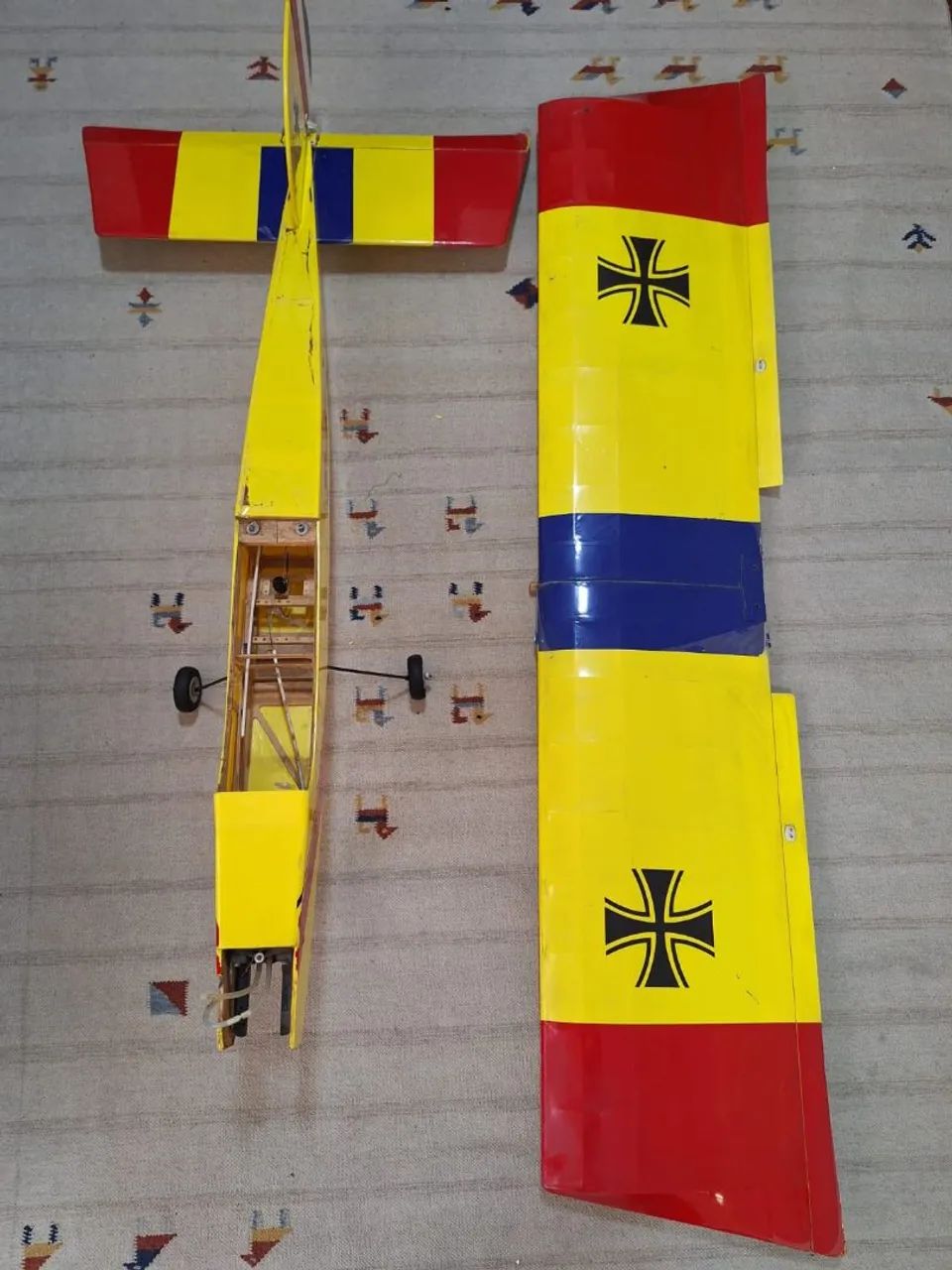 Aeromodelo Super Stunts 