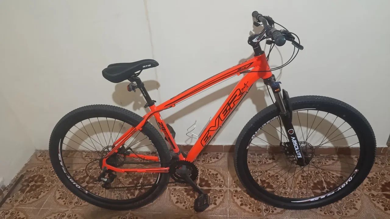 Bicicleta estado de nova R$1.600 - Foto 3