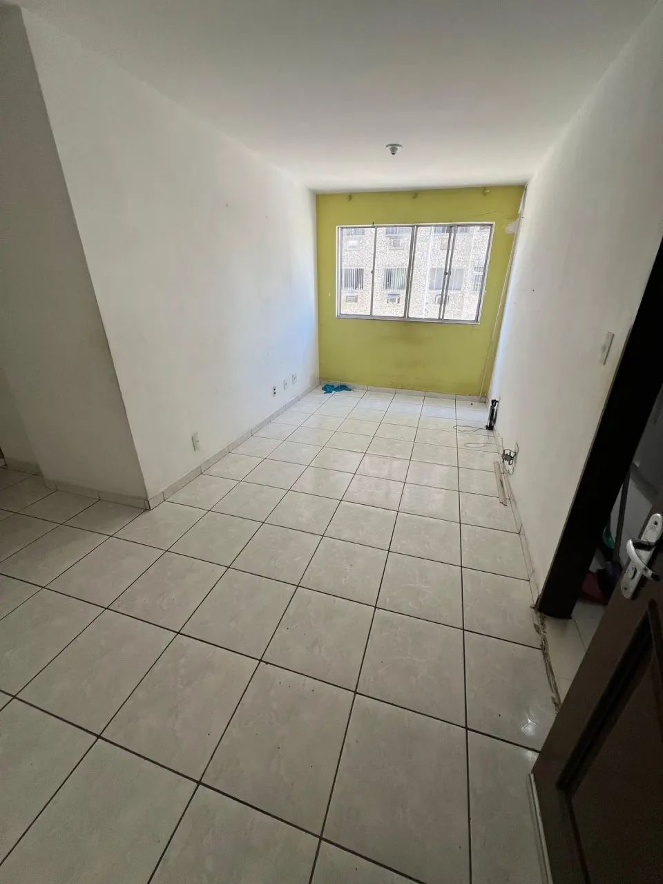 apartamento em thomas coelho