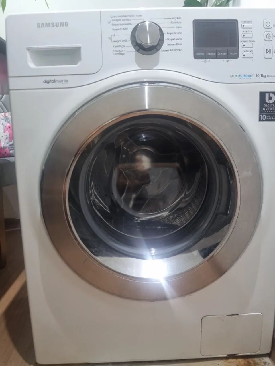 Máquina de lavar com defeito