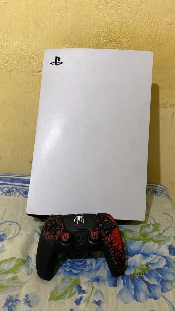 PS5 MUITO BEM CONSERVADO COM CAIXA E CAIXAS DE CONTROLES. - Foto 4