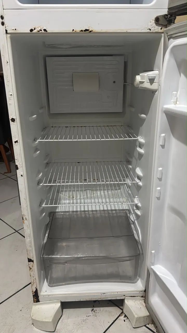 Geladeira cônsul 