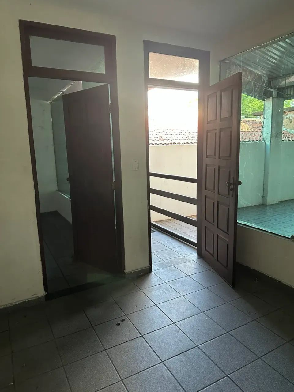 Galpão para Locação - Barro Vermelho - 1.500 m2