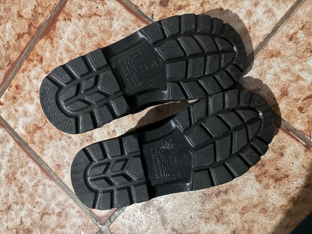 Bota de EPI marca Fortline TAM 37 - Foto 2