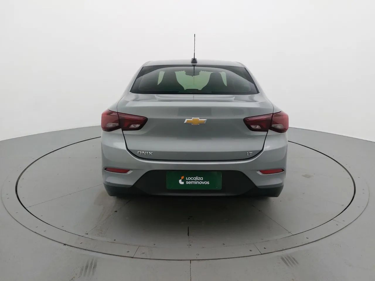 Chevrolet Onix Plus LT 1.0 12V Flex Mec. 4P, foto 4 de 18