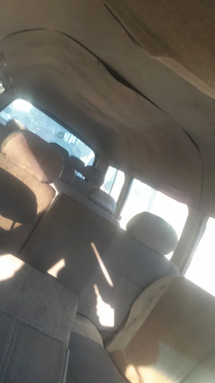    Besta Avan Kia 2001.  - Foto 5