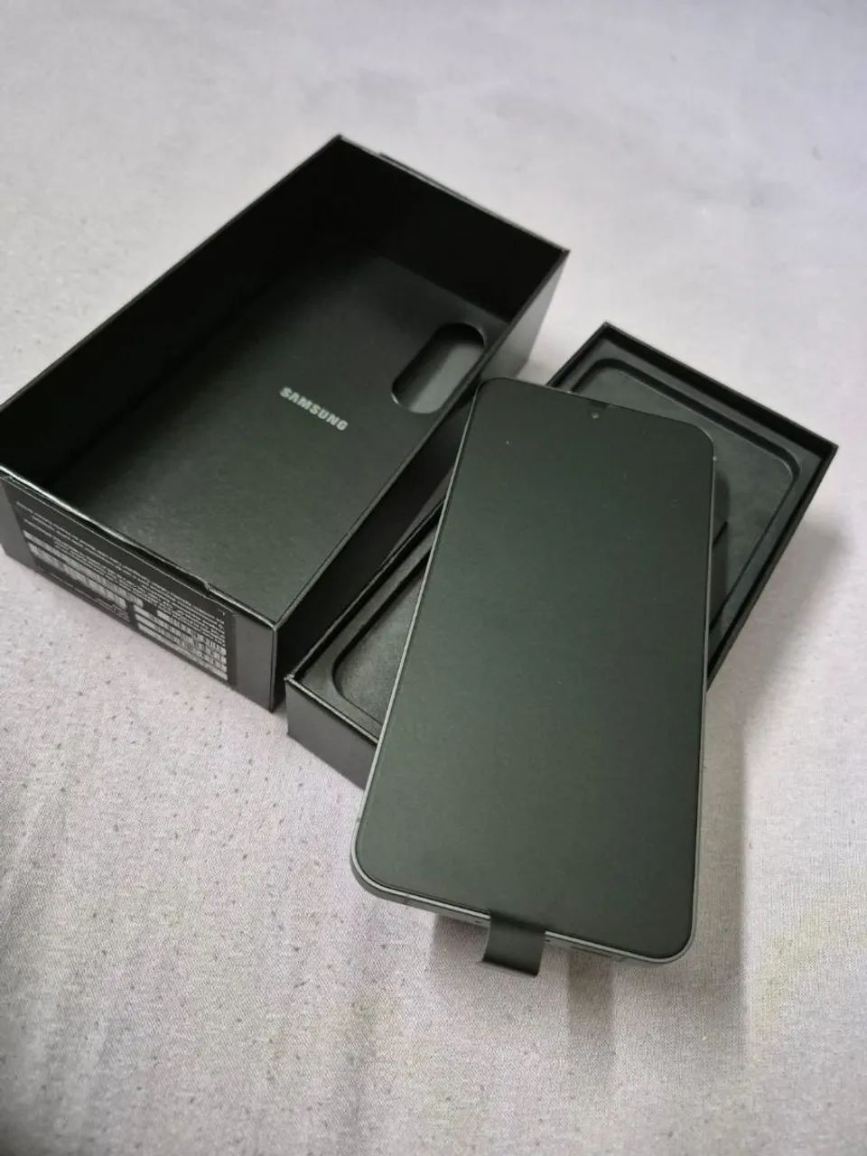 Celular Galaxy S24FE zerado na caixa