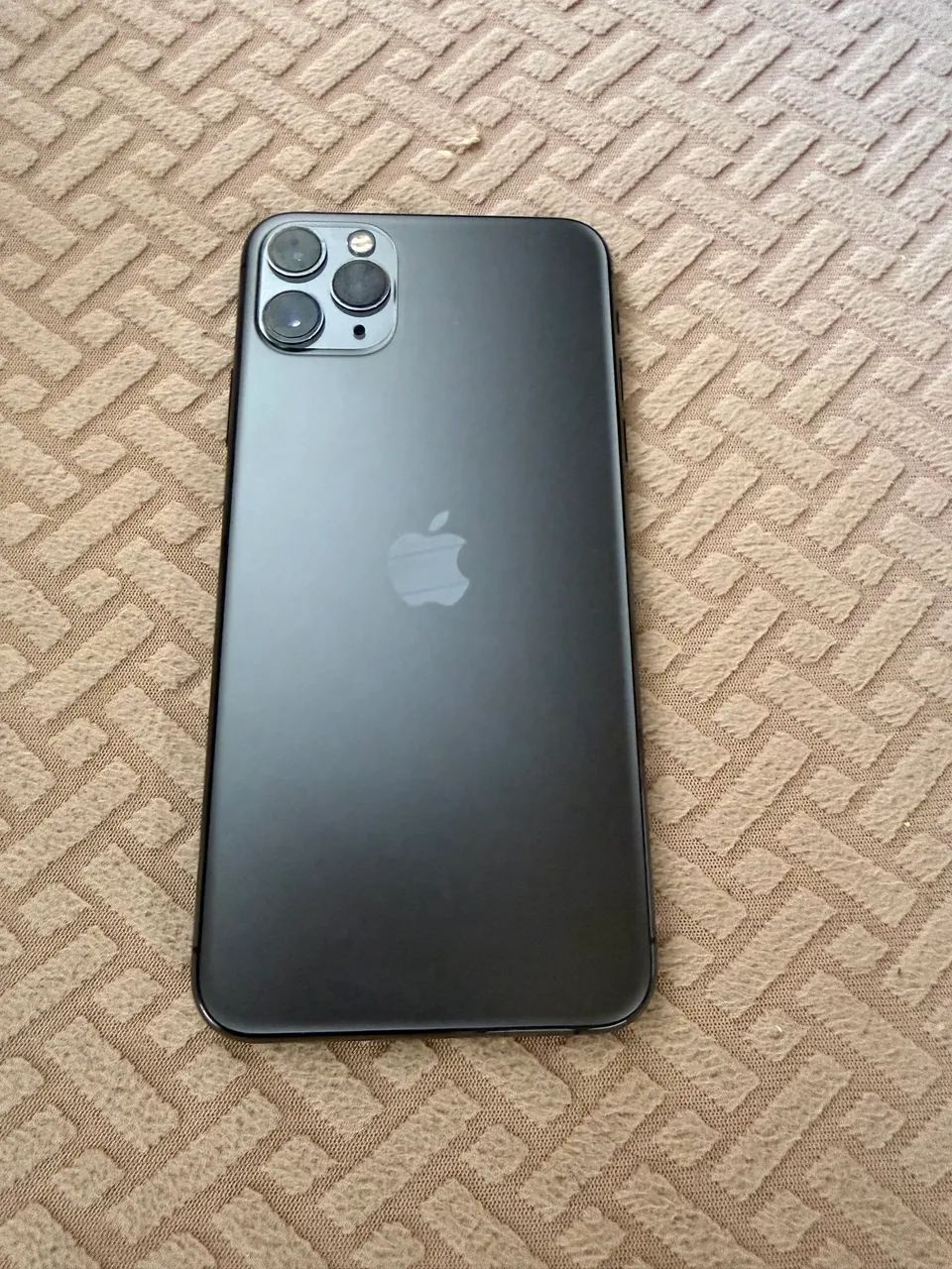 Vende-se iPhone 11 Pro max 