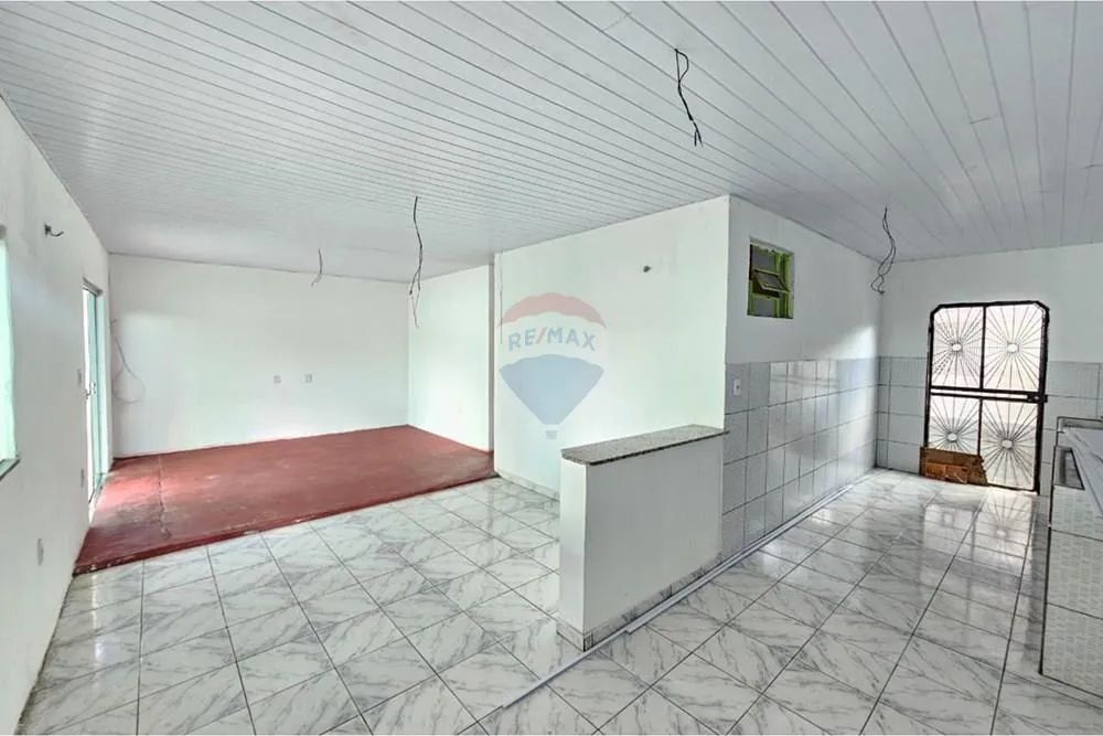 Casa Bem Localizada no Bairro Flores  2 Quartos e Quintal - Foto 2