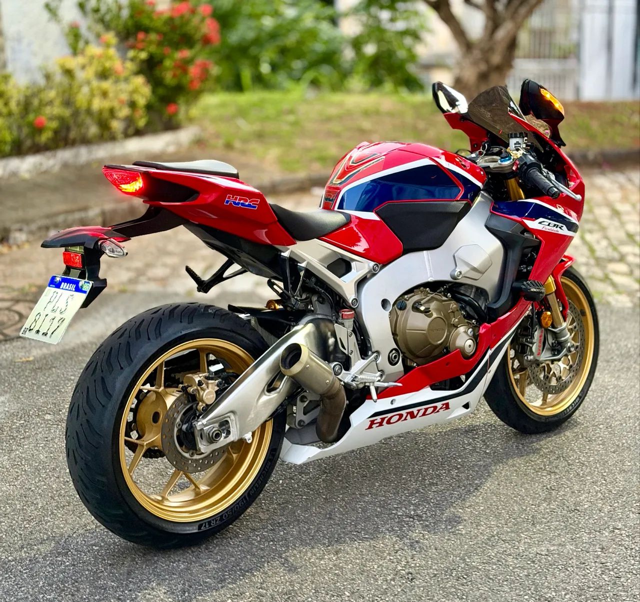 CBR1000 Fireblade  - Foto 3