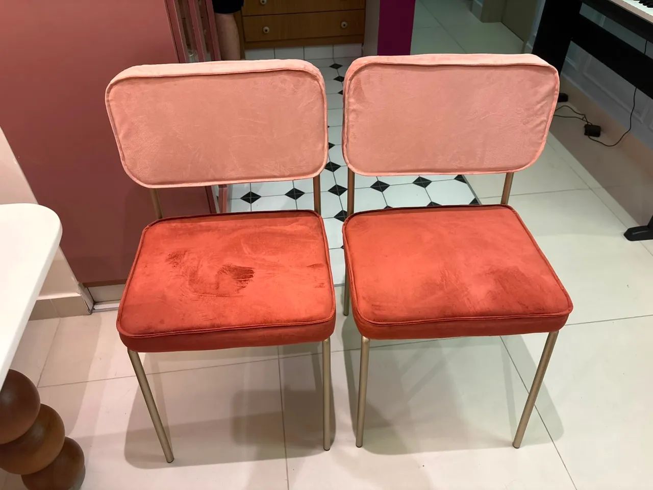 vendo 2 cadeiras novas