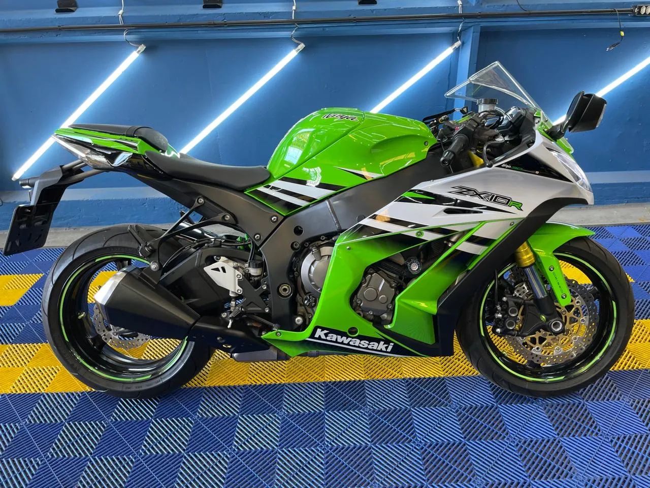 Kawasaki Zx-10/ Zx-10r 1000cc 2015 - 1470211459 | OLX