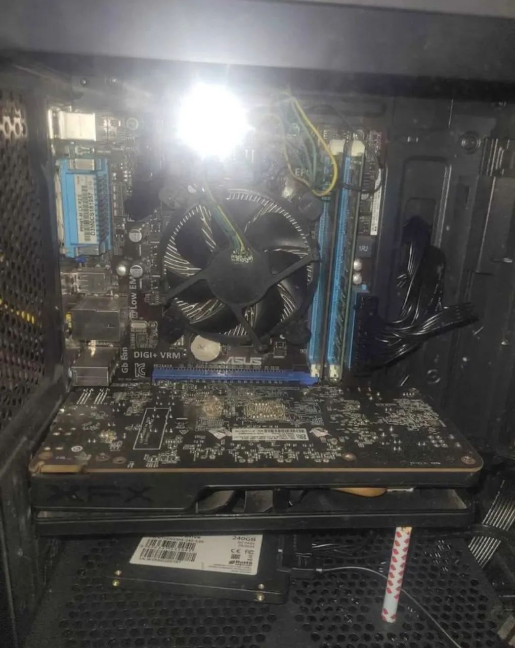 Placa de vídeo R9 270
