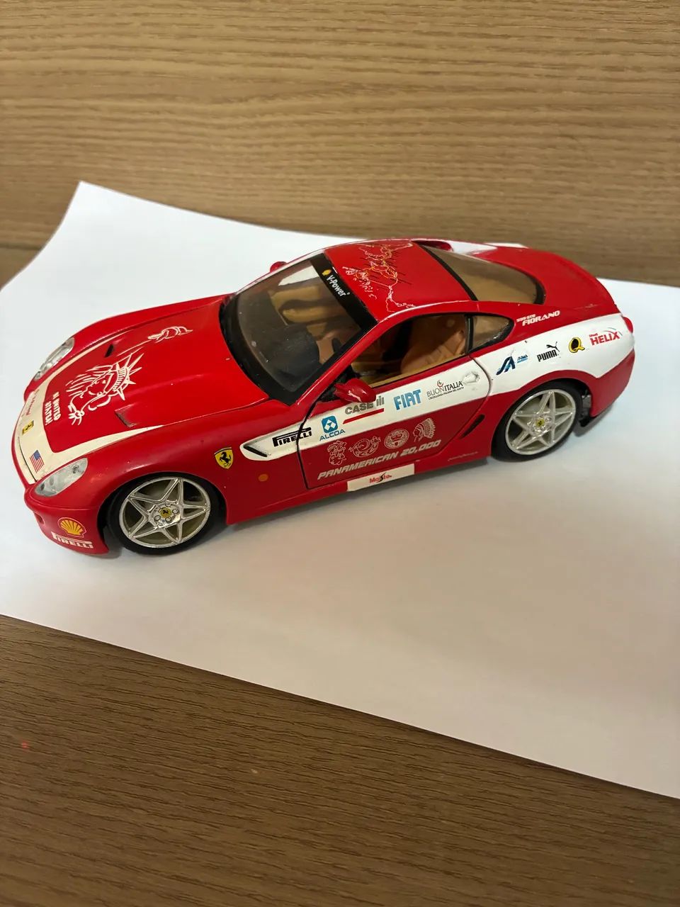 Miniatura Ferrari 599 (1/24) - Maisto 