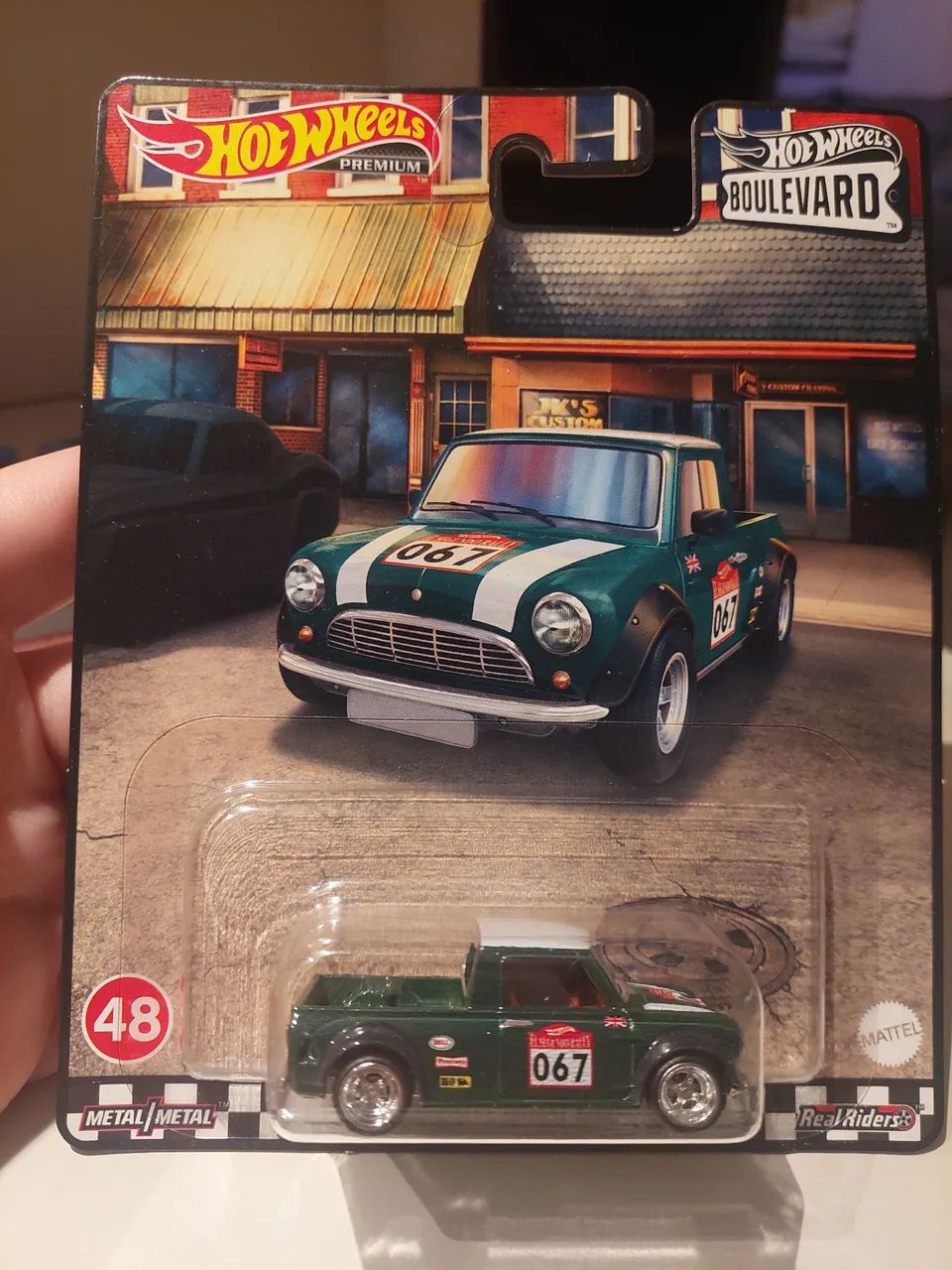 Hot Wheels Boulevard 67 Austin MINI Pickup - Lacrado