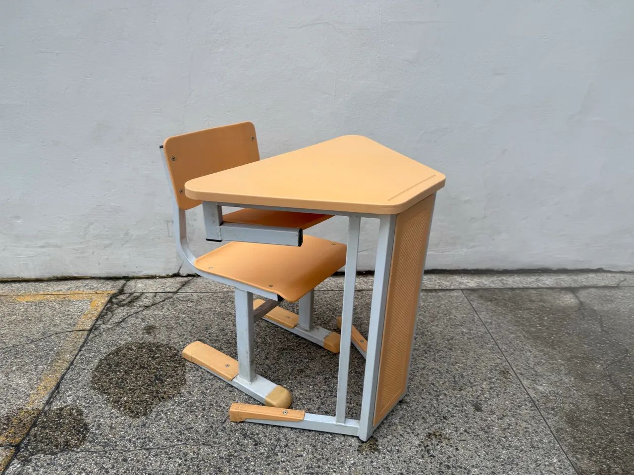 Kit Mesa e Cadeira Escolar Infantil Desk Laranja