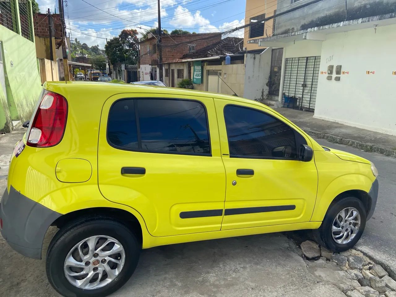 Fiat Uno VIVACE CELEB. 1.0 EVO F.FLEX 8V 5P 2012