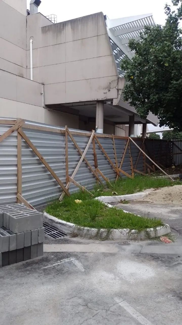 Tapume Metálico Galvanizado para Obra - Ótimo Estado - Pronto para Uso - Foto 4