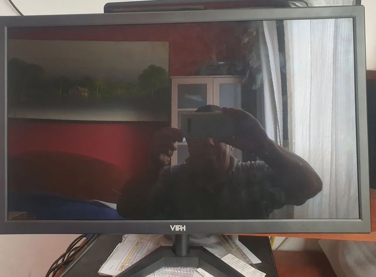 Monitor de 24 polegadas com defeito  - Foto 3