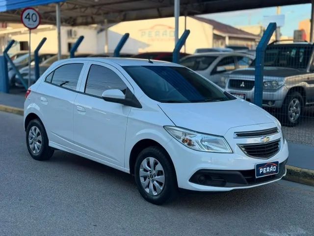 Chevrolet Onix Hatch LT 1.0 8V Flex Power Mec. 4P 2014