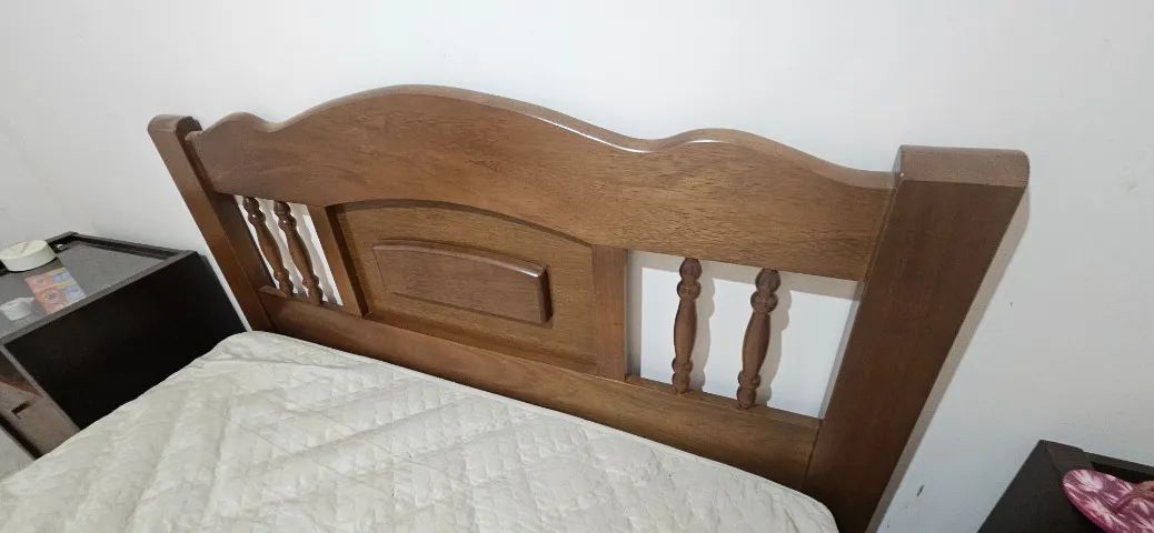 Cama Casal Com Colchão + 2 Mesas de Cabeceira - Foto 3