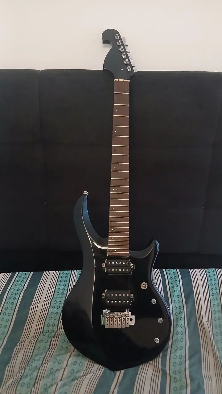 Guitarra luthier inteiriça
