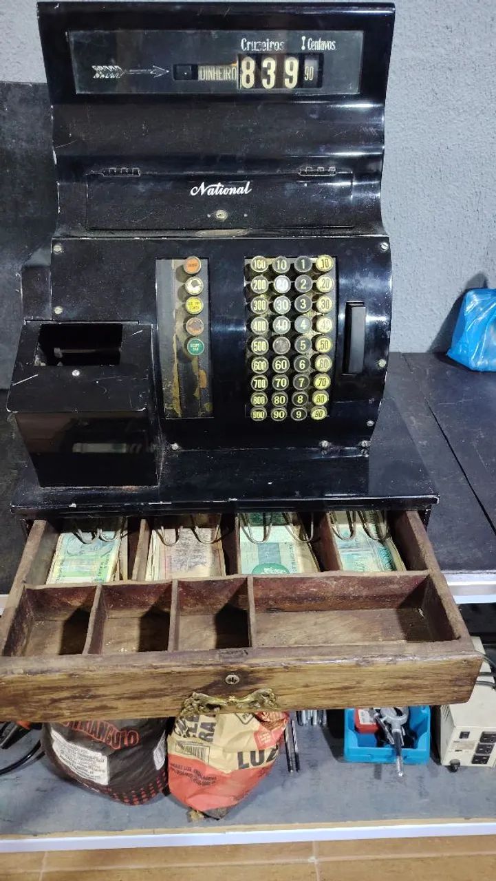 CAIXA REGISTRADORA VINTAGE 