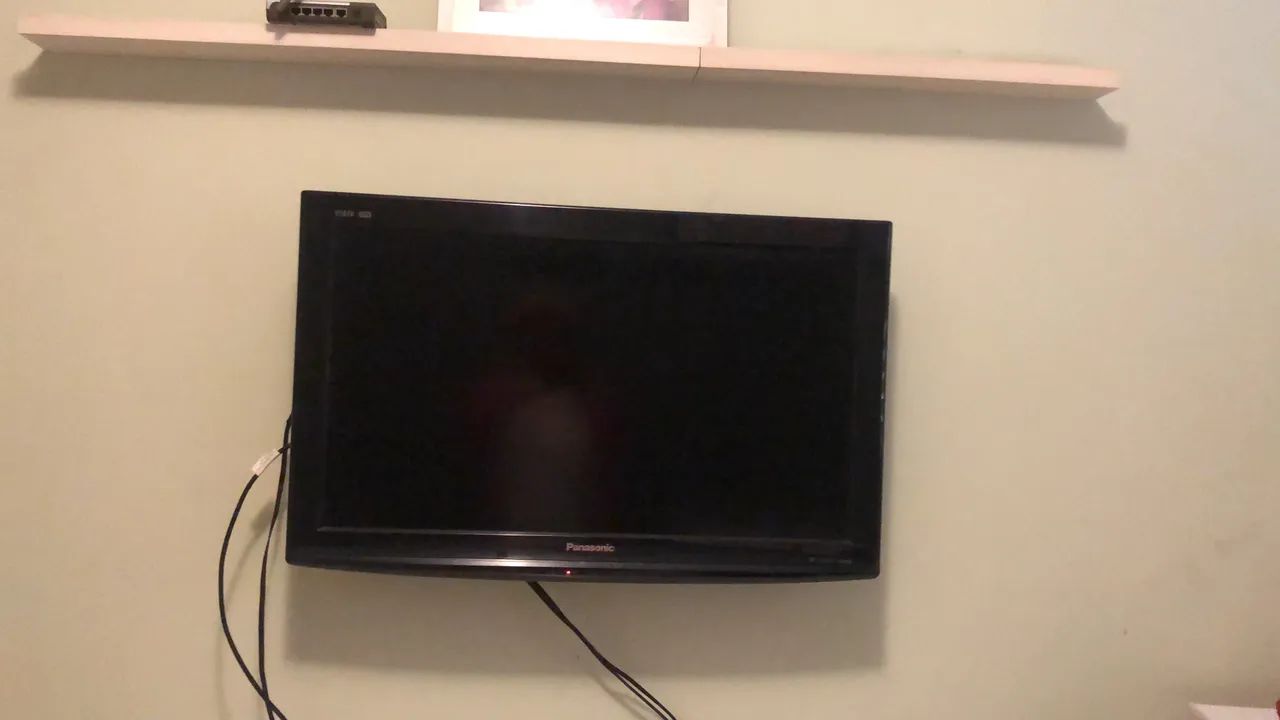 televisão panasonic TC-L32C20B