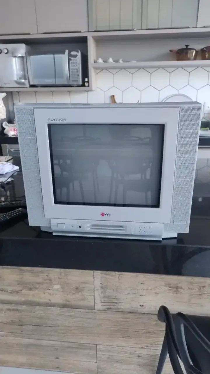Tv LG Flatron Tubo Crt 14,6 Polegadas Cp-15090 Estéreo 