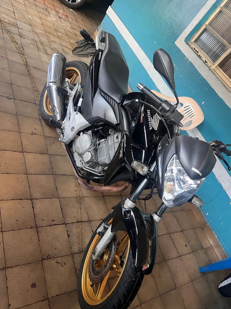 Cb 300 - Foto 2
