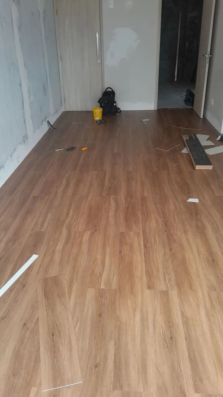 Montador piso vinílico  - Foto 2
