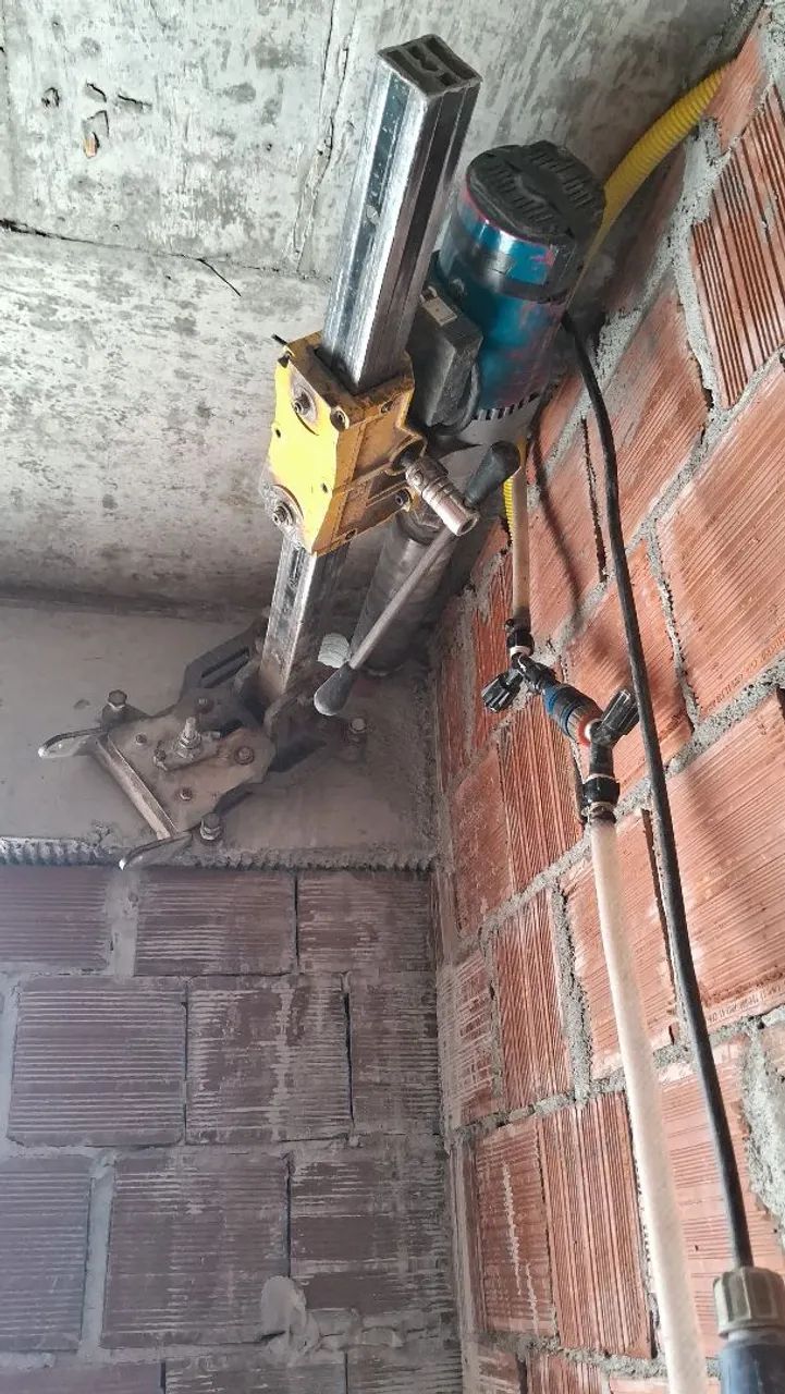 Operador de máquina perfuratriz  - Foto 4
