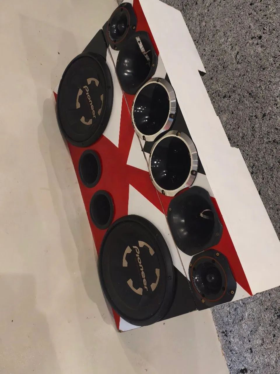 Caixa de Som Automotivo Completa