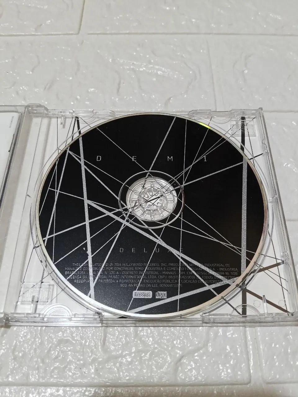 Demi Lovato Deluxe. - Foto 3
