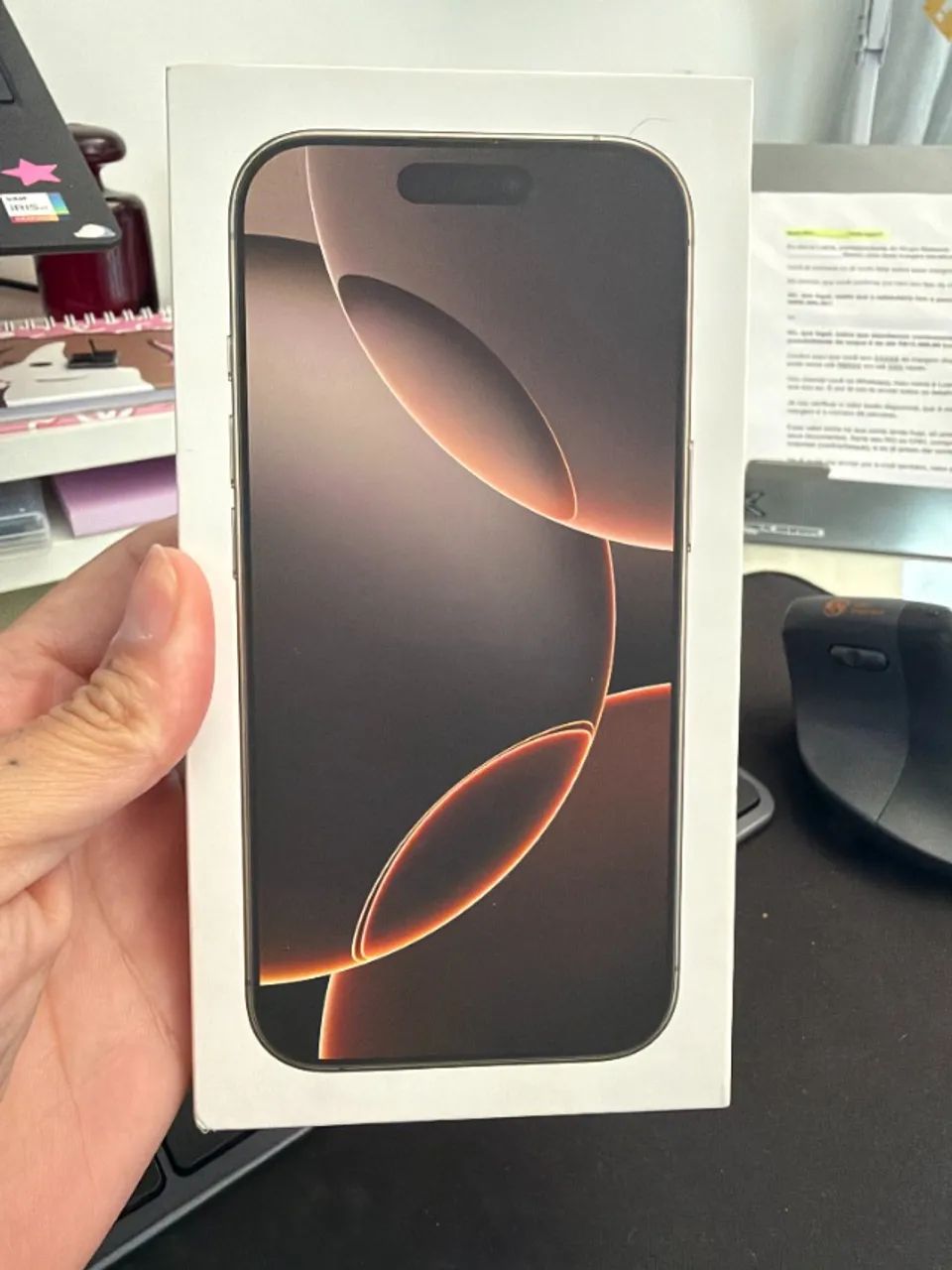IPHONE 16 PRO - desert titanium
