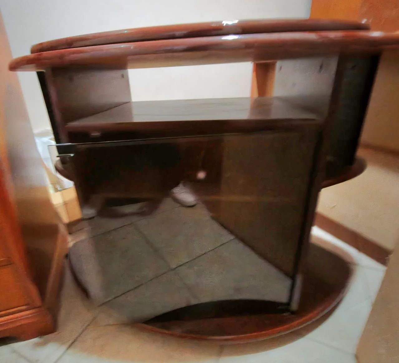 Rack com tampo giratório para TV, bar e áudio - Foto 4