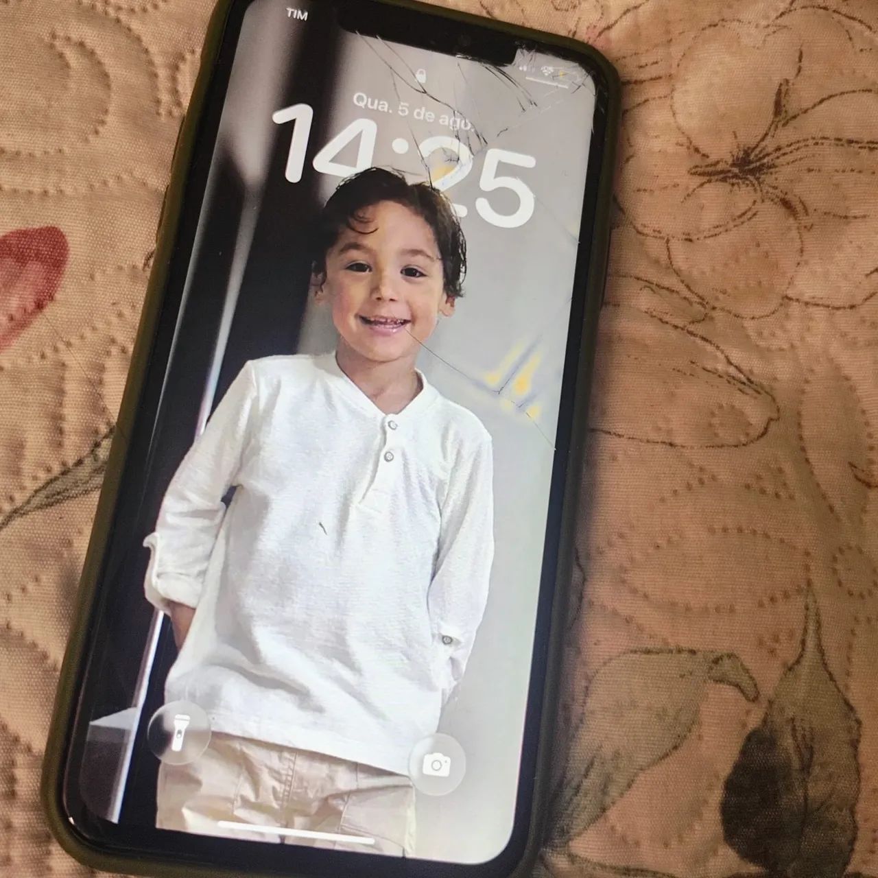 Combo IPhone 11 Pro Max + Motorola razr 40 Utra + Notbook HP  - Foto 5