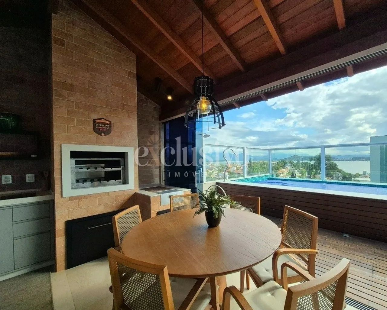 Casa de 3 Pavimentos com Piscina e Vista Mar - Foto 2