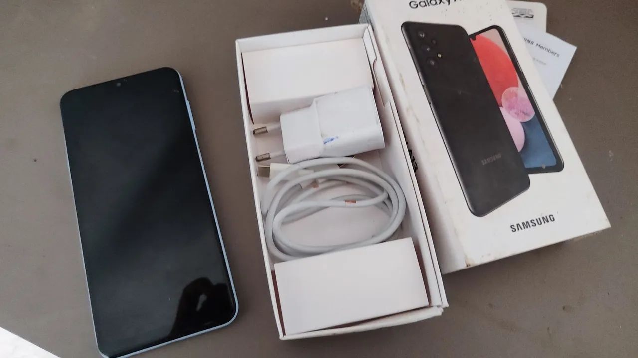 Samsung Galaxy A13  128 gb 4 ram - Foto 3